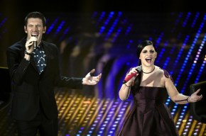 sanremo-2016-deborah-iurato-giovanni-caccamo-770x512