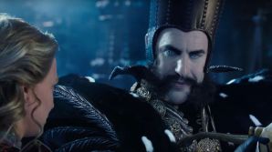 xxl_alice20through20the20looking20glass-970-80